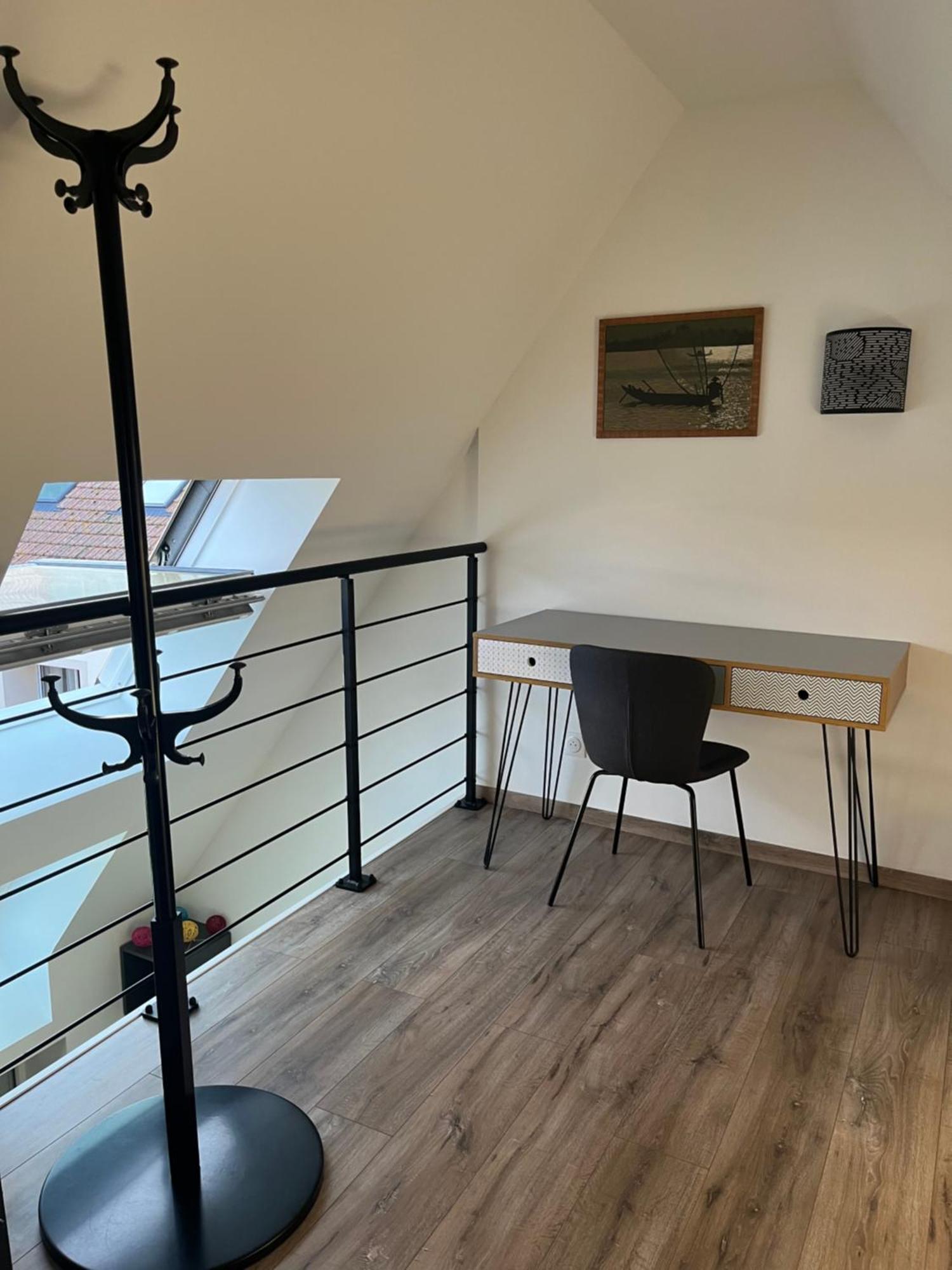 Maison Renovee Au Calme Bieville-Beuville Bagian luar foto